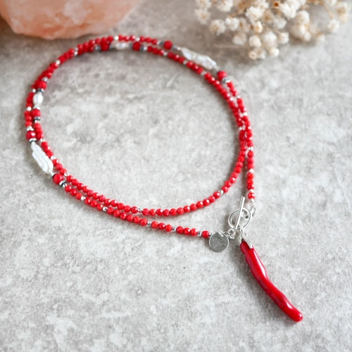 Długi naszyjnik z czerwonego korala, pereł i hematytu w srebrze Mini